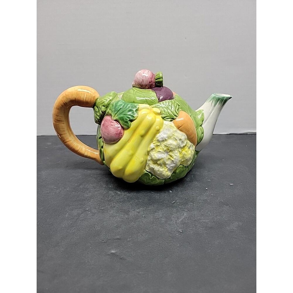 Cook’s Bazaar Vegetable Teapot Intricate Detailed Design Eggplant Squash Vtg